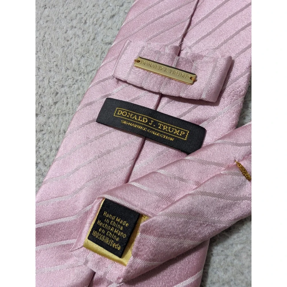 Donald J. Trump Necktie Mens OS Pink Striped Silk Signature Collection - Picture 2 of 4